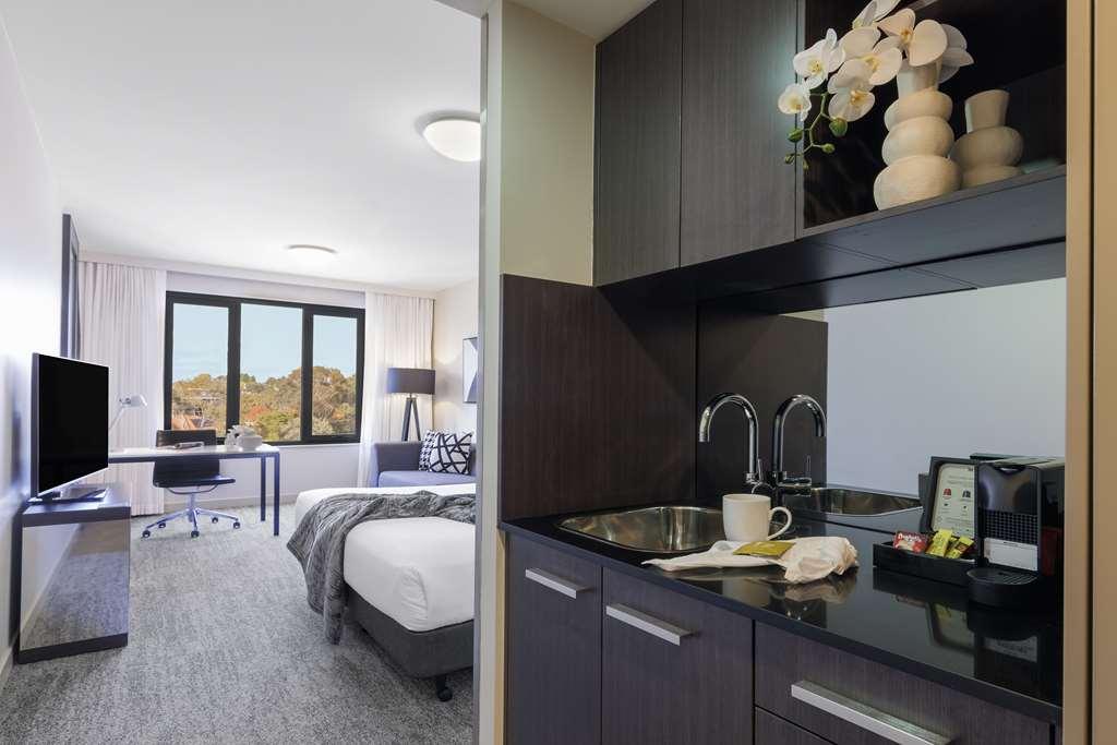 Punthill Norwest Hotel Room photo