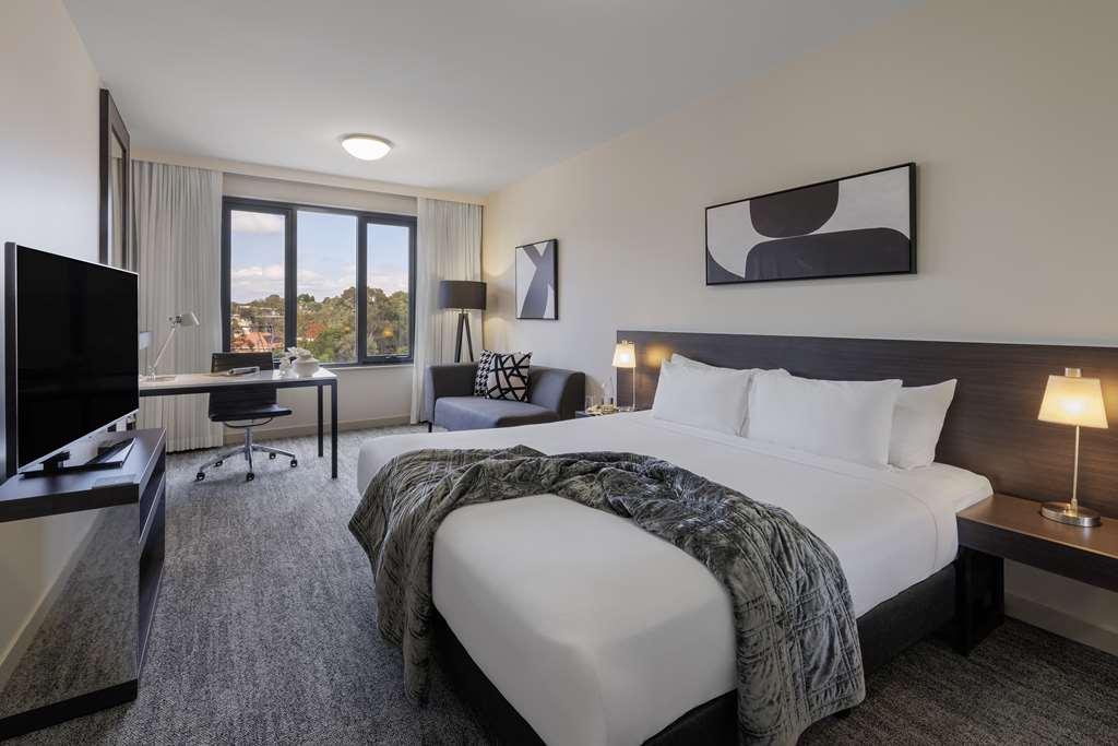 Punthill Norwest Hotel Room photo